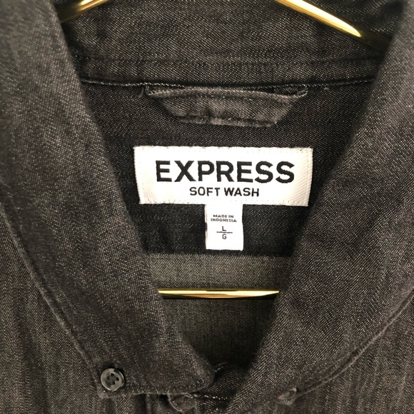 Men’s Express Button Down - Picture 2 of 2